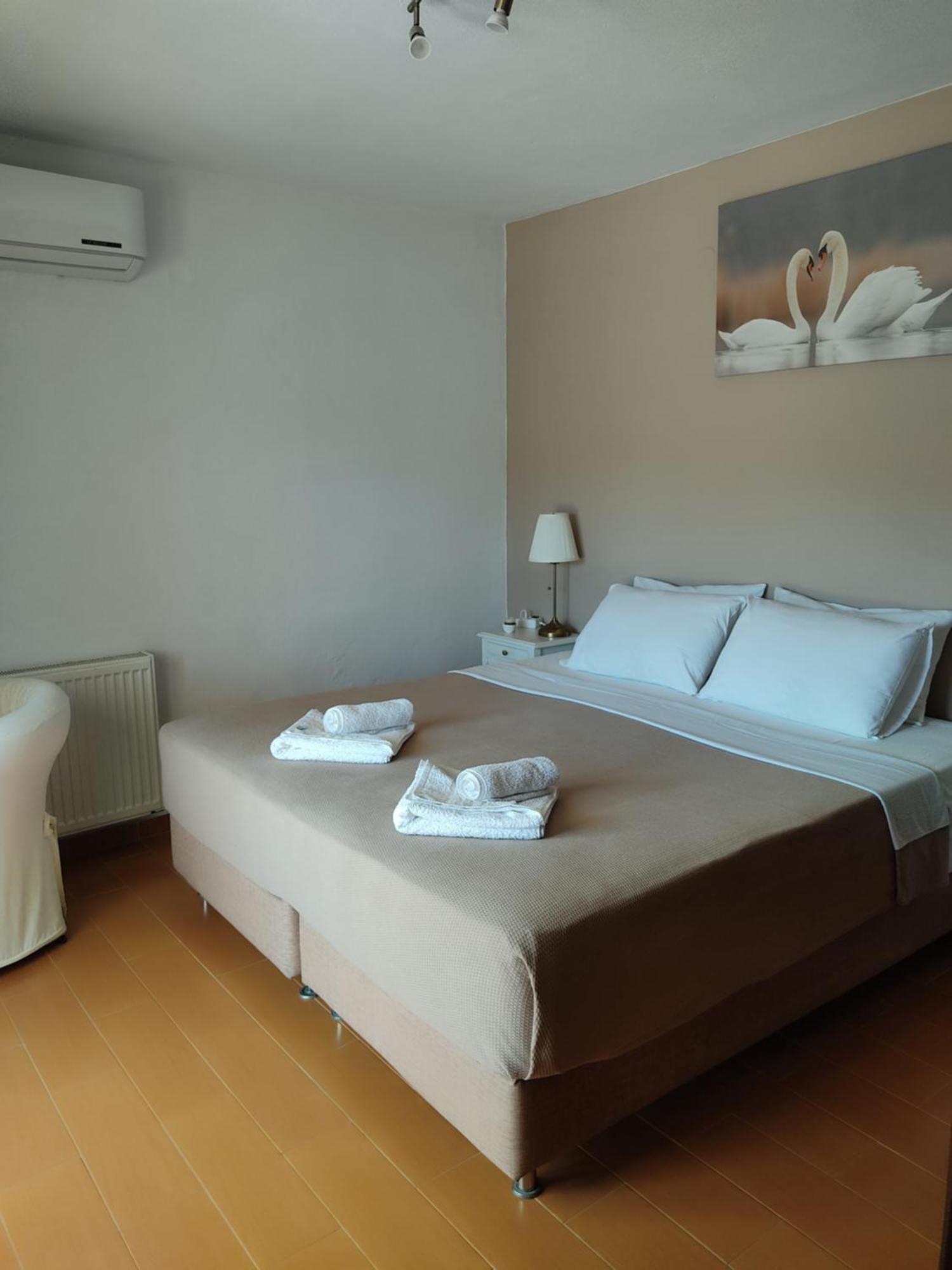 Bozikis House! A Cosy Apartment In The City Centre Skiathos Exterior foto